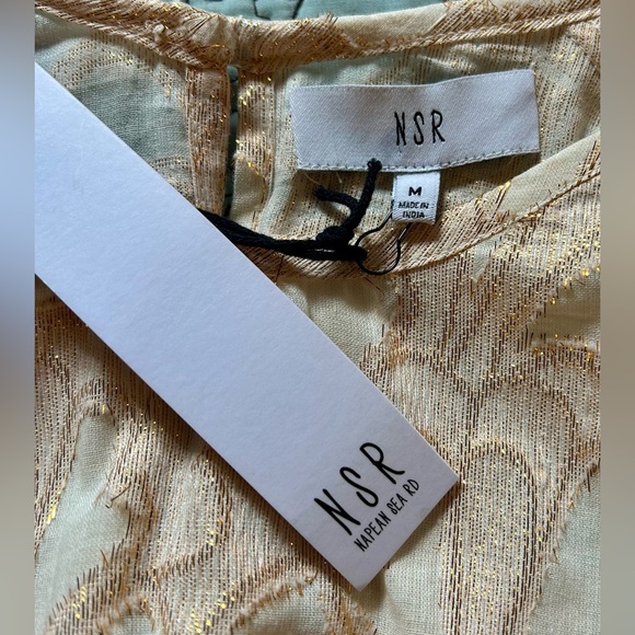 NWT NSR Metalic Gold Thread Lace Dressy  Scoop Neck Elastic Sleeve Blouse Sz M - Picture 8 of 10